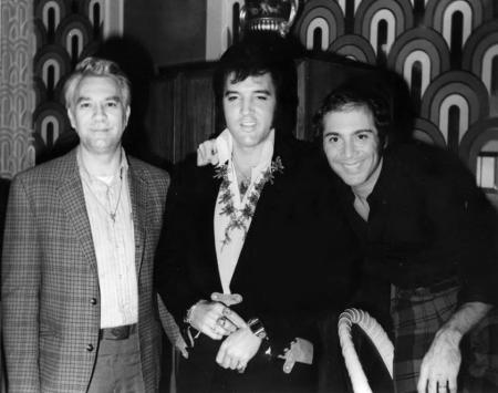 Elviss un Niksons